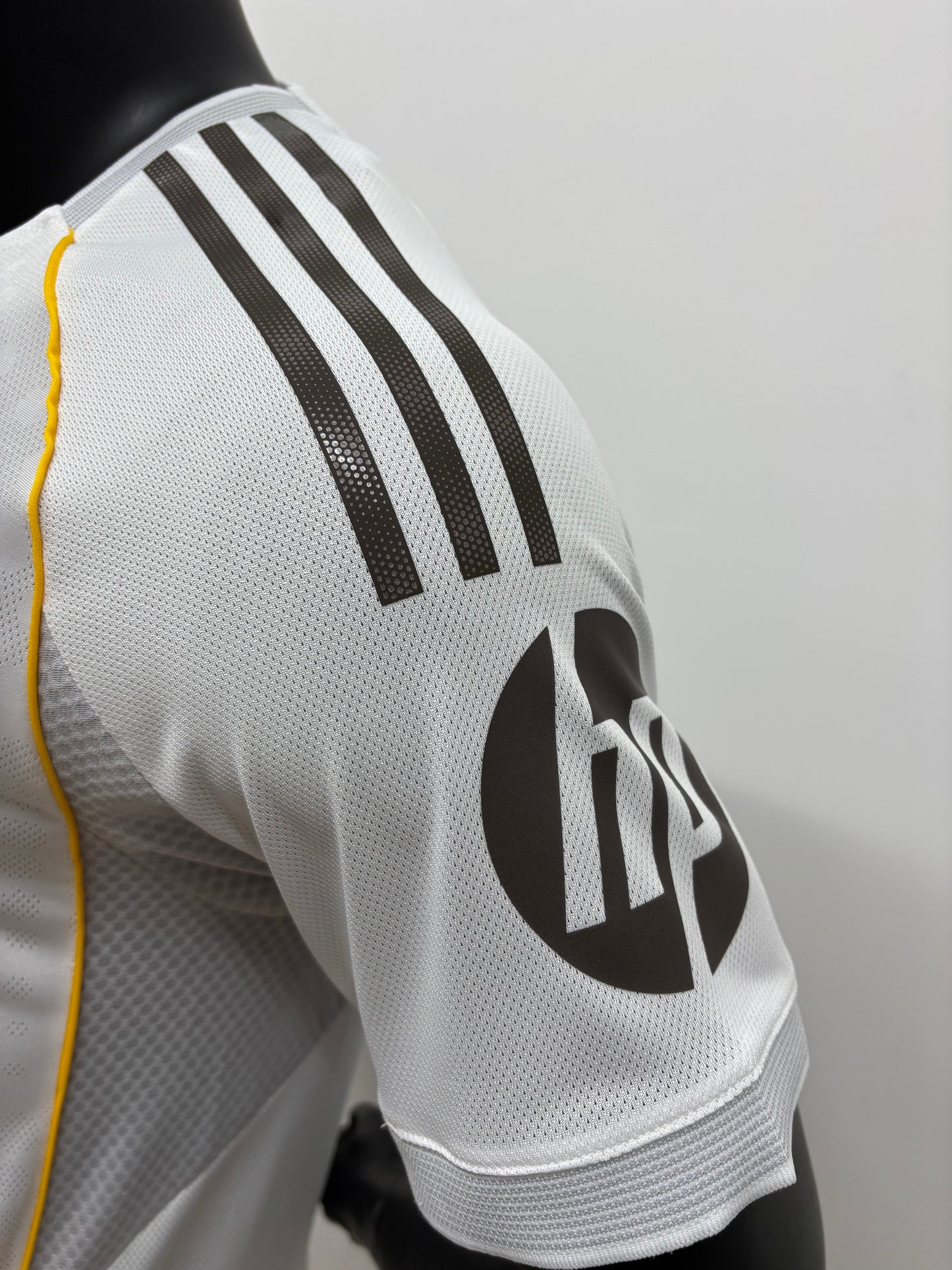 REAL MADRID 25/26 HOME JERSEY