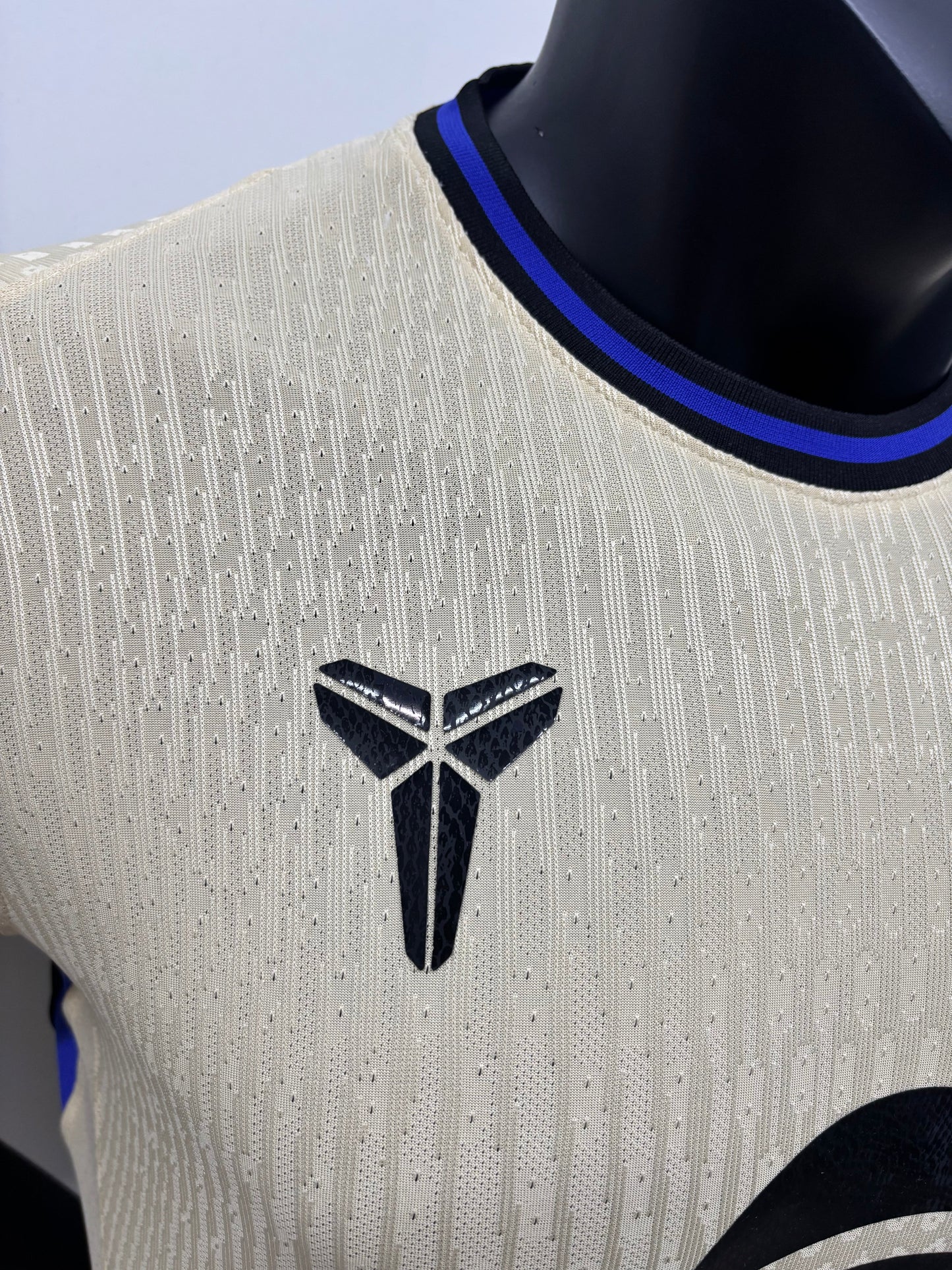 BARCELONA 25/26 AWAY JERSEY