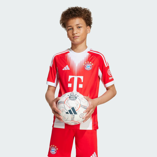 Bayern 25/26 Home Kit Children