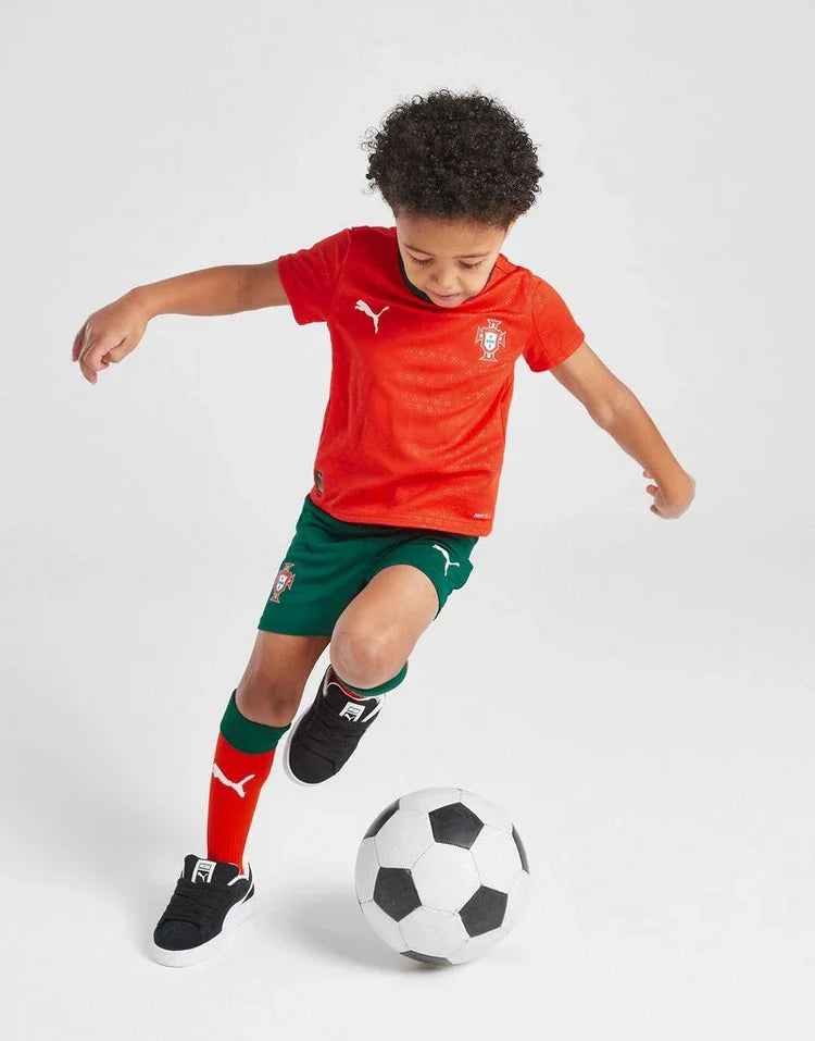 Portugal 25/26 Home  Kit Children
