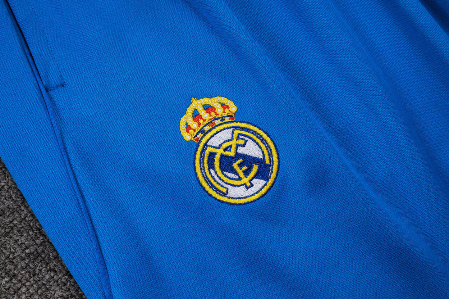 Real Madrid 25/26 Half-zip Tracksuit - White and Blue